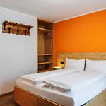 Engadina Гостевой дом 3*