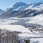 Engadina Гостевой дом