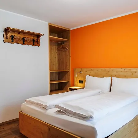 Engadina Vendégház 3*