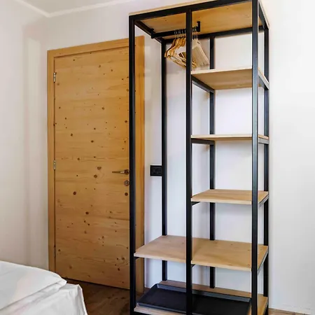 Casa de hóspedes Engadina 3*