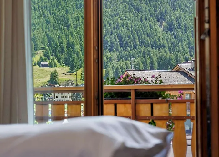 Engadina 3*